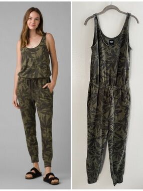Prana Cozy Up Jumpsuit Green Cargo Palms Print Camo Summer Romper Small